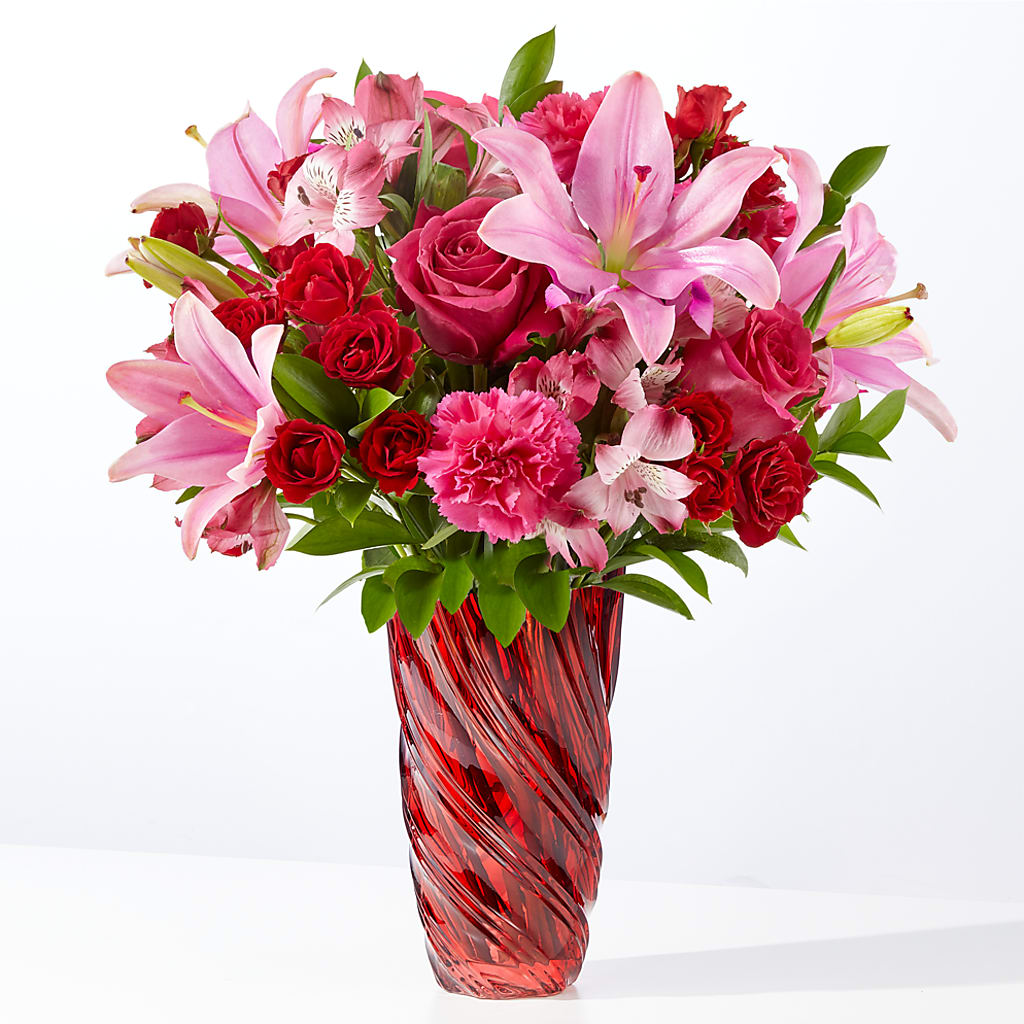 In Love Bouquet with Luxe Swirl Vase – Perkins Floral, Greenville MS