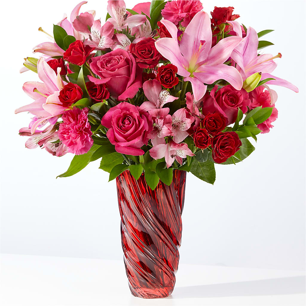 In Love Bouquet with Luxe Swirl Vase – Perkins Floral, Greenville MS