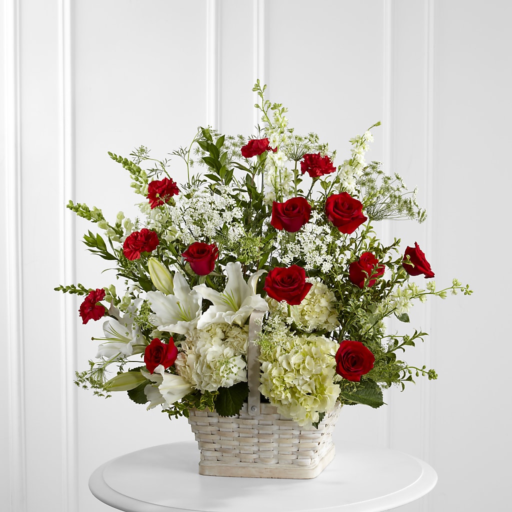 In Loving Memory Arrangement – Perkins Floral, Greenville MS