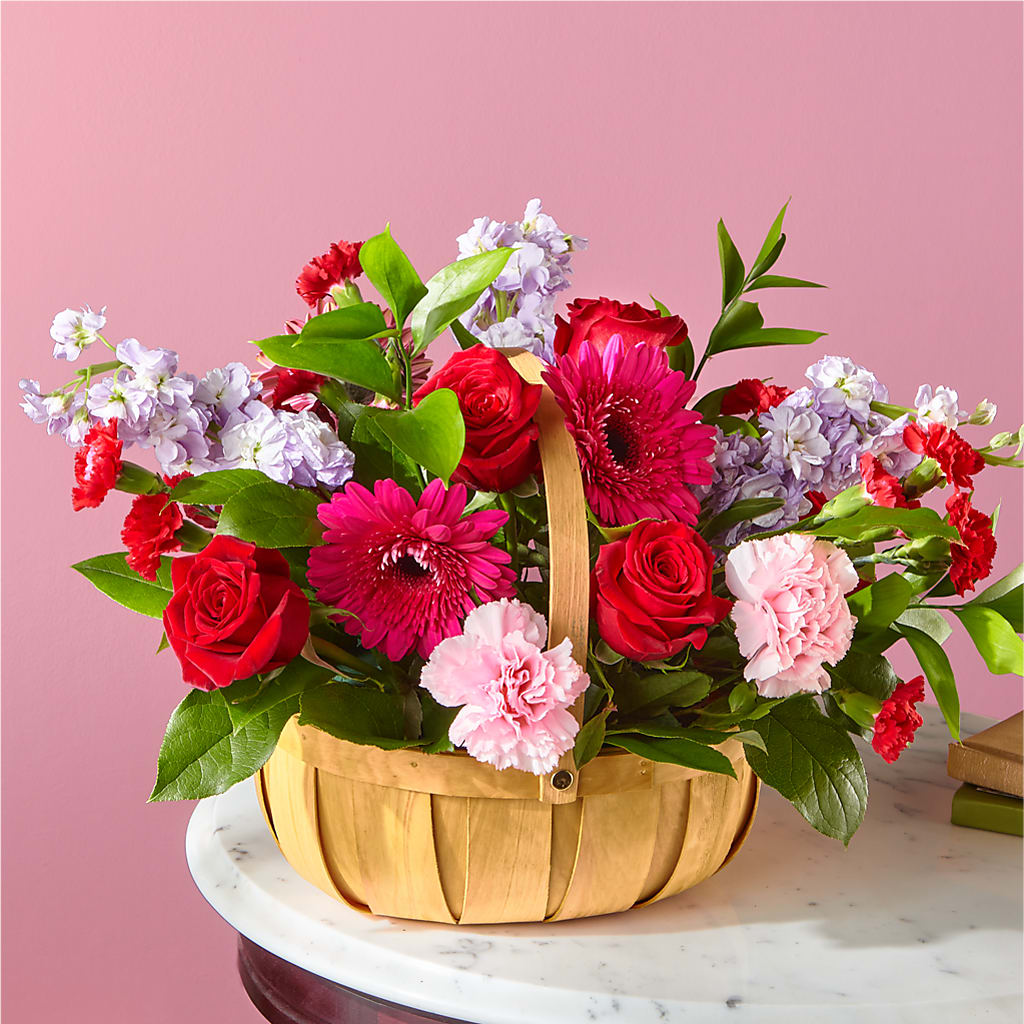 Pink Picnic Basket – Perkins Floral, Greenville MS