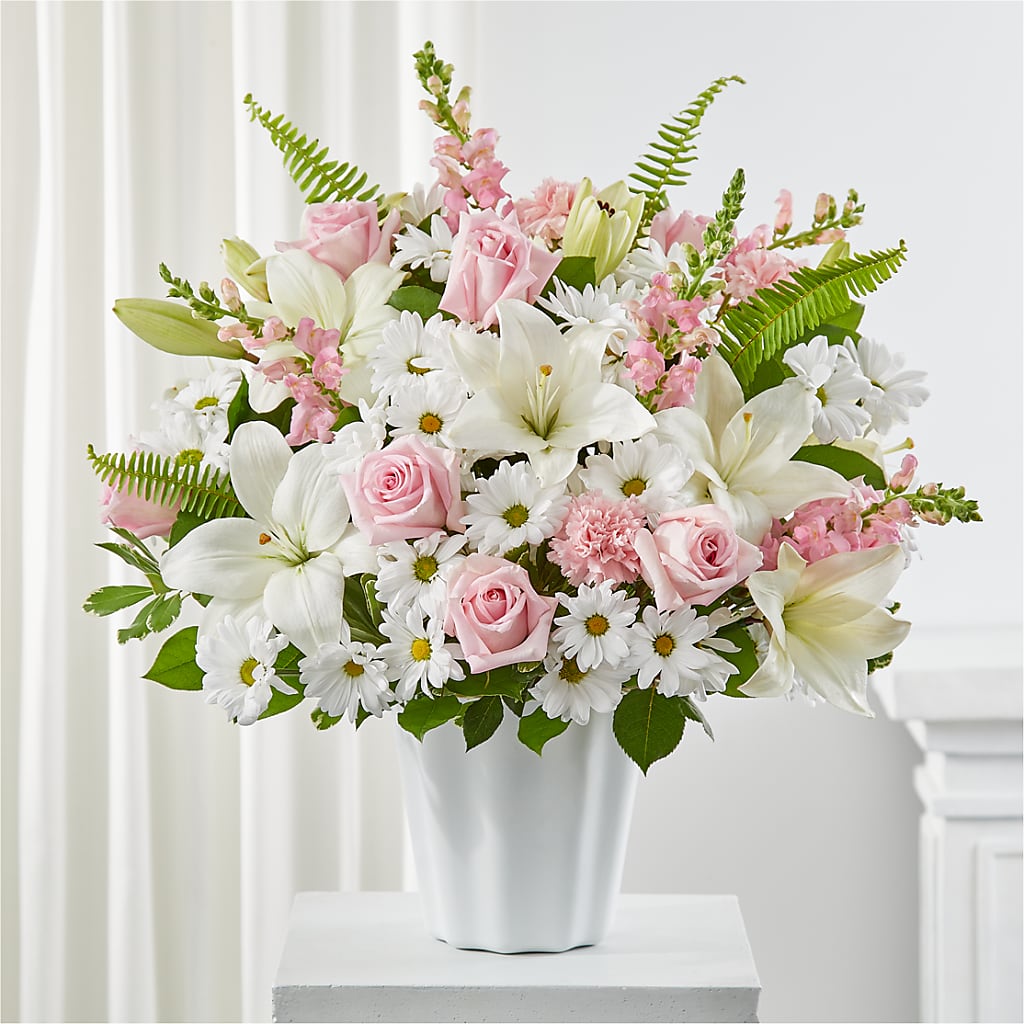 Soft Touch Tabletop Basket – Perkins Floral, Greenville MS