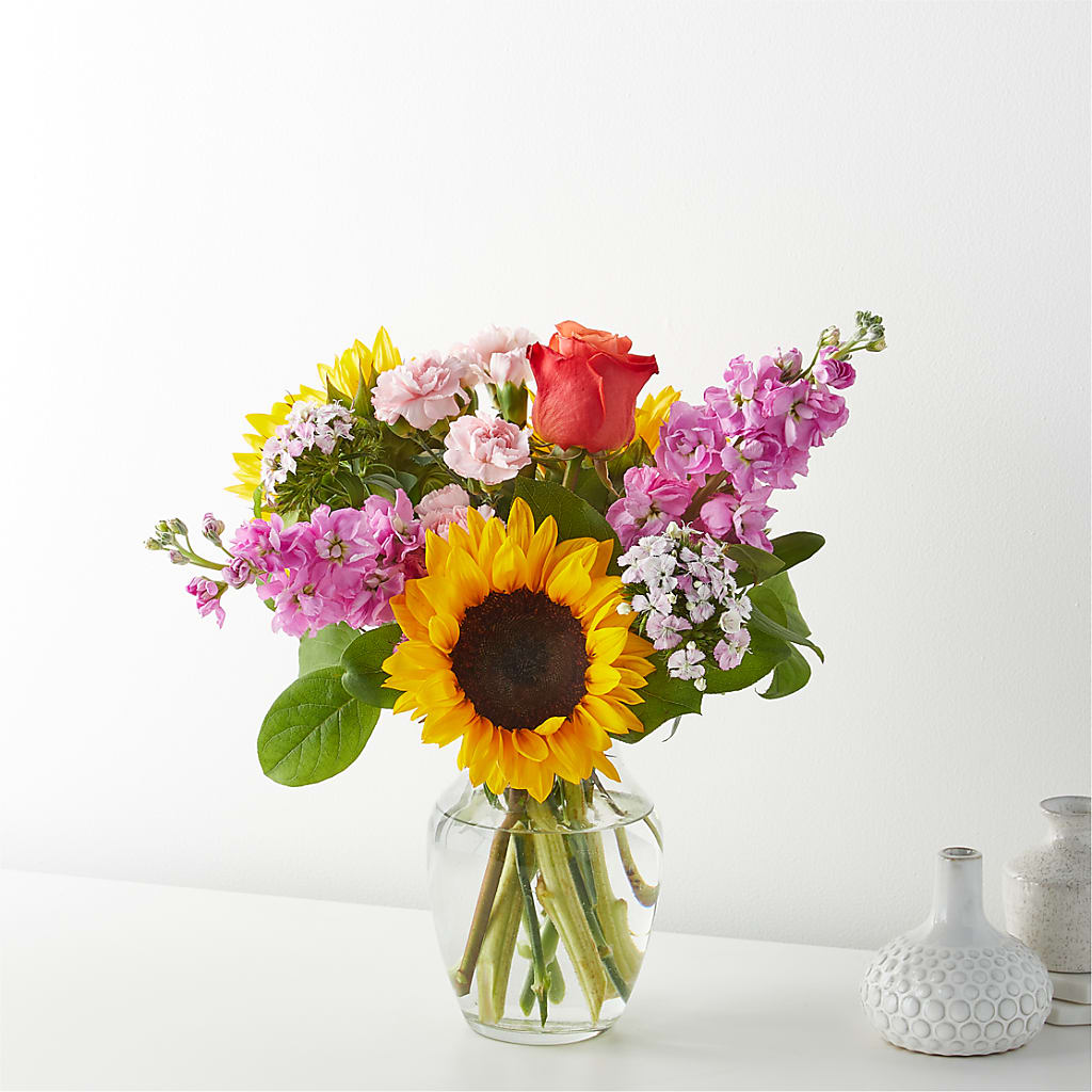 Yellow Brick Road Bouquet – Perkins Floral, Greenville MS