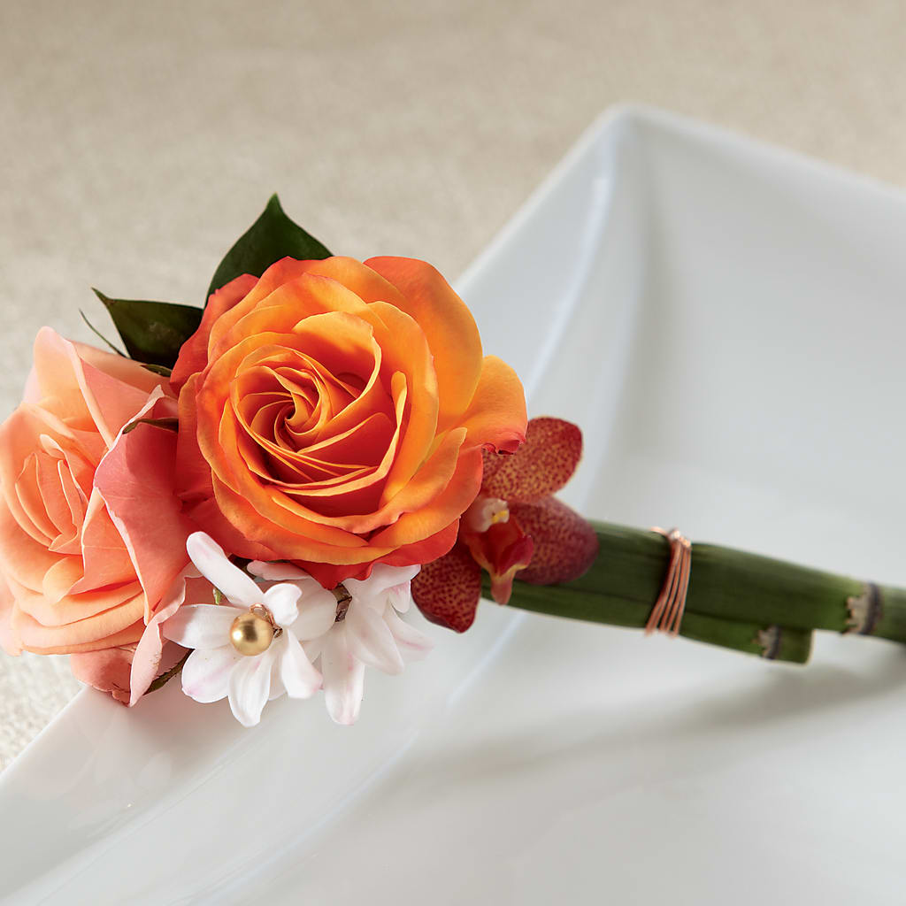 Sunset Dream Boutonniere – Perkins Floral, Greenville MS