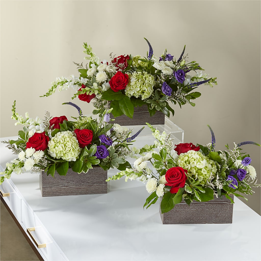 Sweet Magnolia Bouquet –  Perkins Floral, Greenville MS