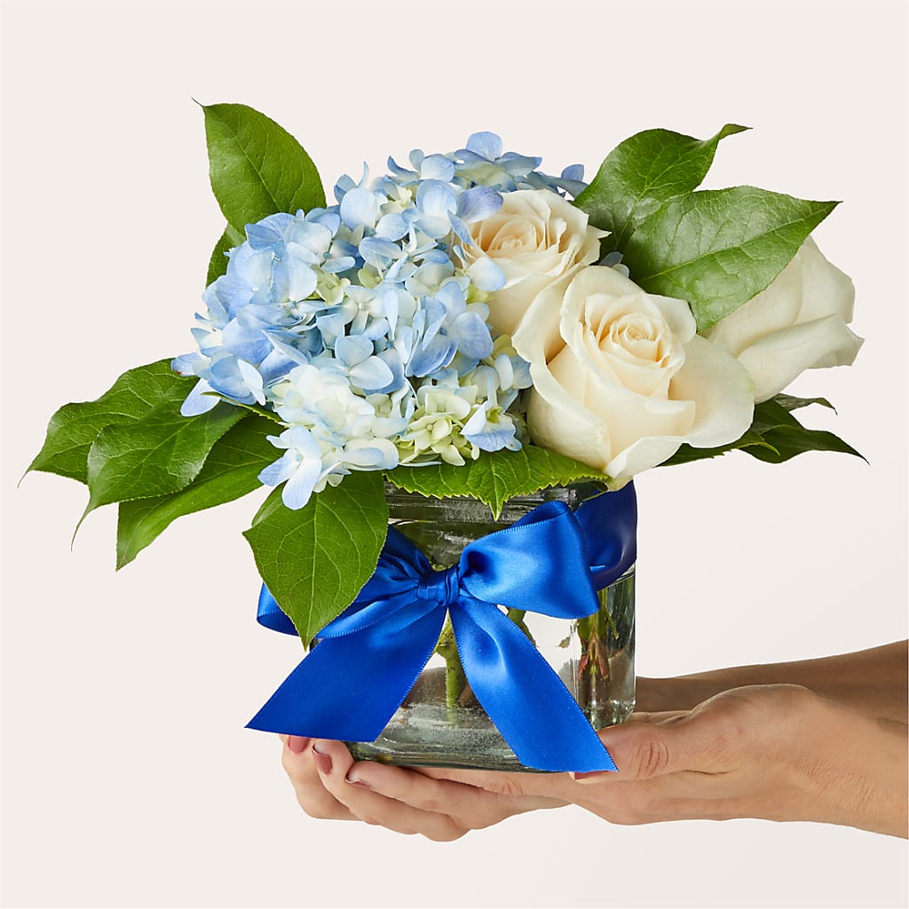Sky Blue Delight Bouquet –  Perkins Floral, Greenville MS