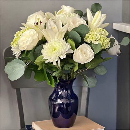 Snowy Dreams Bouquet –  Perkins Floral, Greenville MS