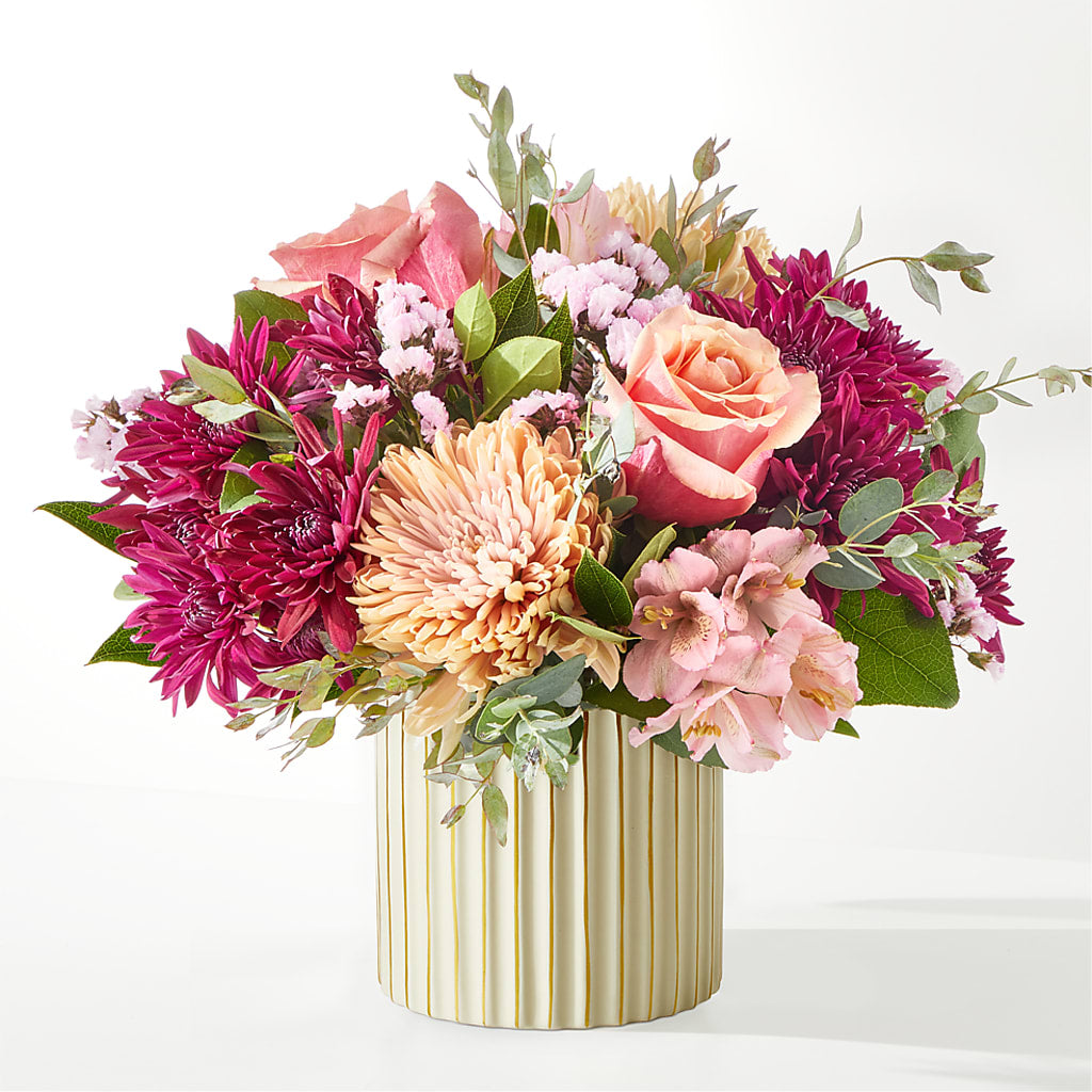 Berry Cobbler Bouquet with Ivory Vase –  Perkins Floral, Greenville MS