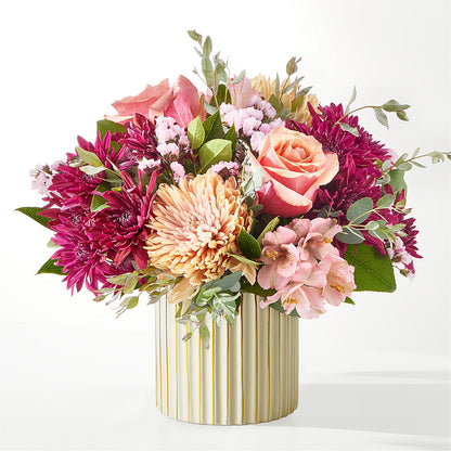 Berry Cobbler Bouquet with Ivory Vase –  Perkins Floral, Greenville MS